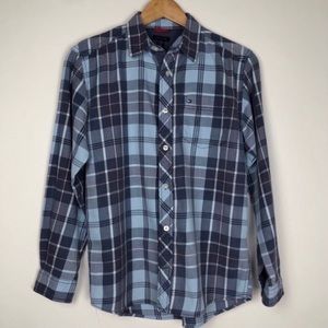 Boys Tommy Hilfiger Button Down Size L (16/18)